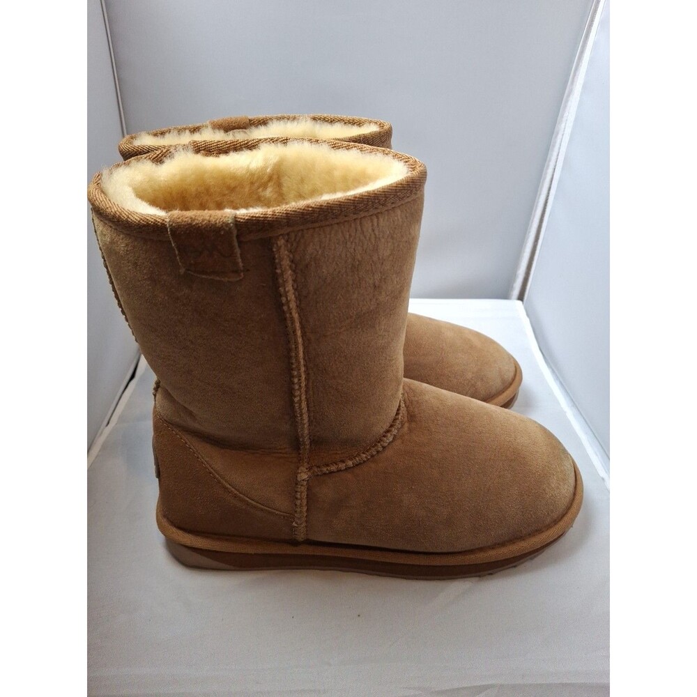 EMU AUSTRALIA Stinger Hi Chesnut Sheepskin Boots Women's Size 8 W